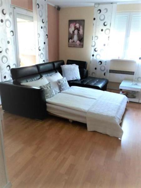 זאדאר Apartman Lucica מראה חיצוני תמונה